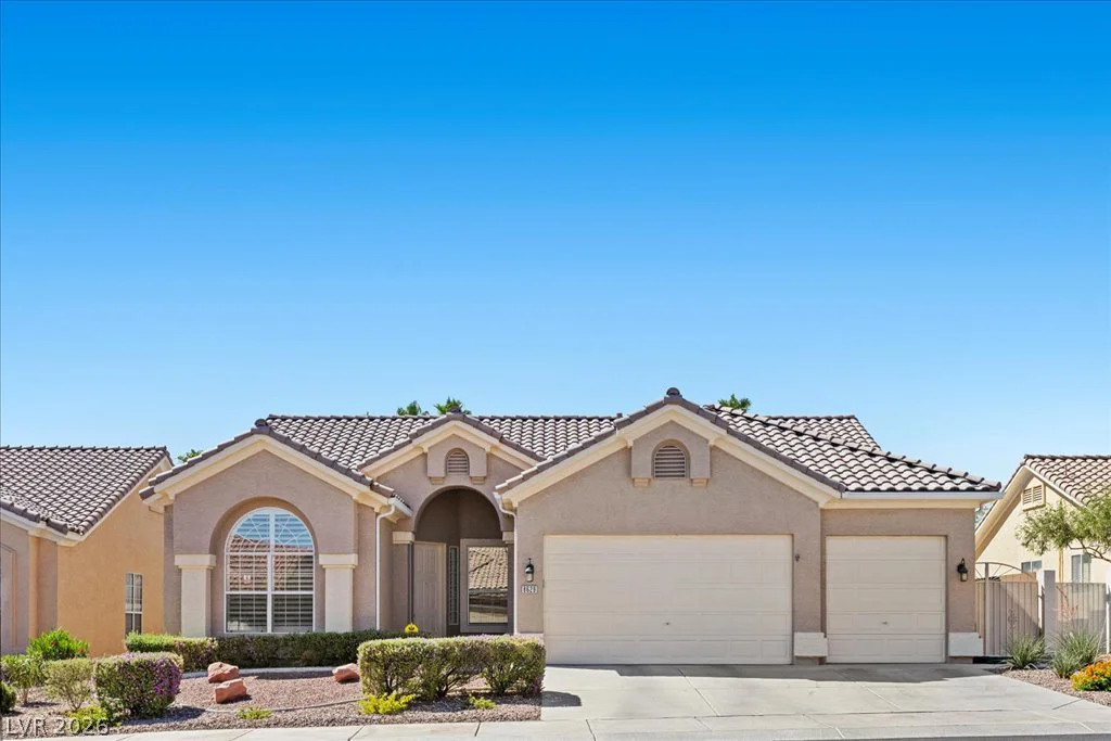 8629 Desert Bird, Las Vegas, NV 89145