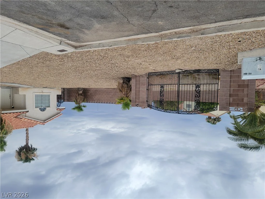 7721 Saint Whittier, Las Vegas, NV 89123