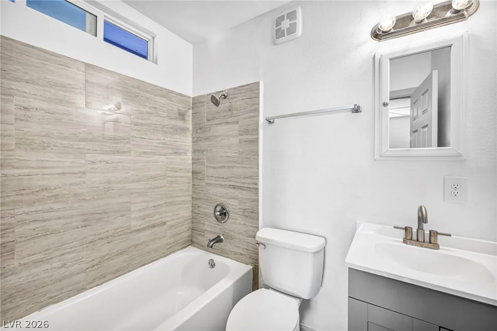 3 Wyoming, Henderson, NV 89015