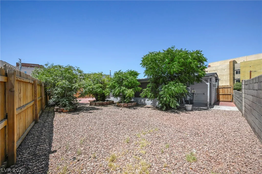 3 Wyoming, Henderson, NV 89015