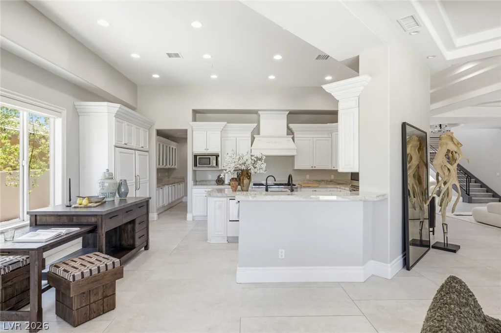 9328 Tournament Canyon, Las Vegas, NV 89144