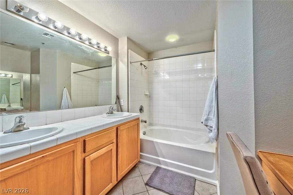 15 Agate, Las Vegas, NV 89123