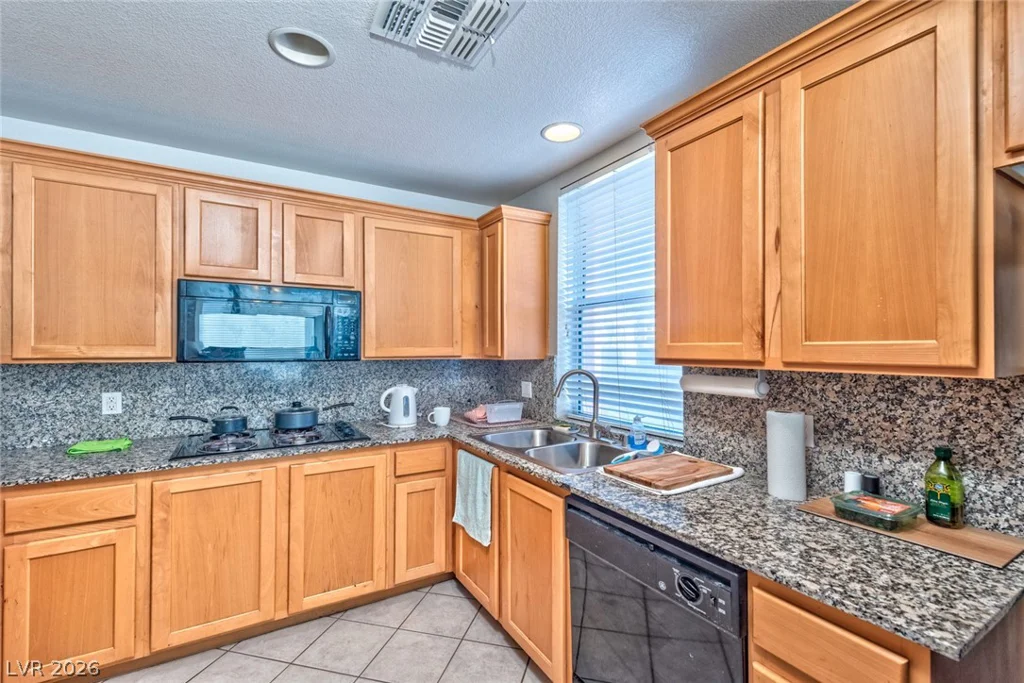 15 Agate, Las Vegas, NV 89123