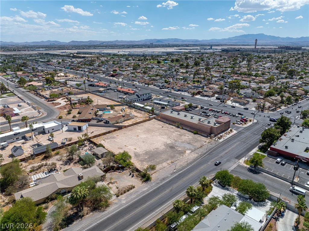 2455 Hacienda, Las Vegas, NV 89120