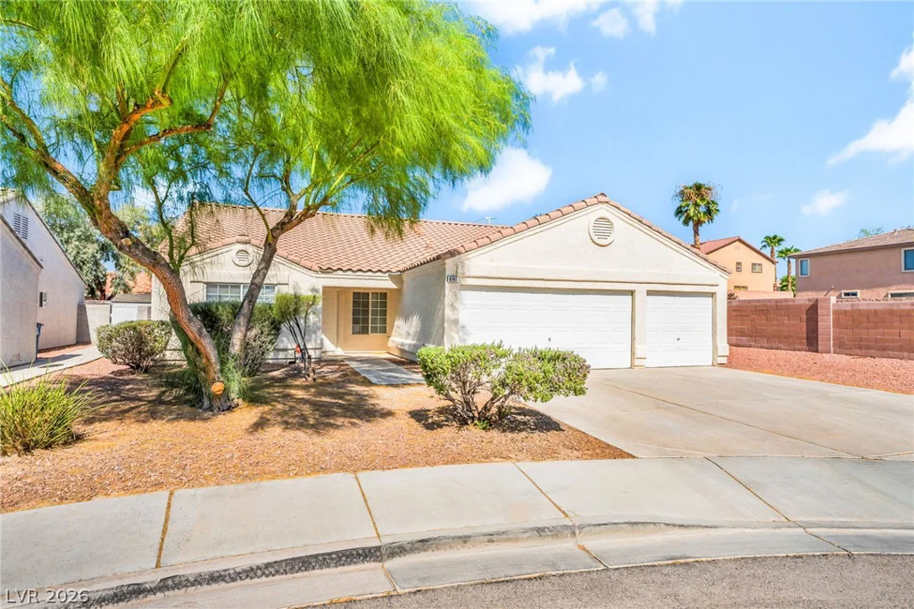 6141 Bedrock, North Las Vegas, NV 89031