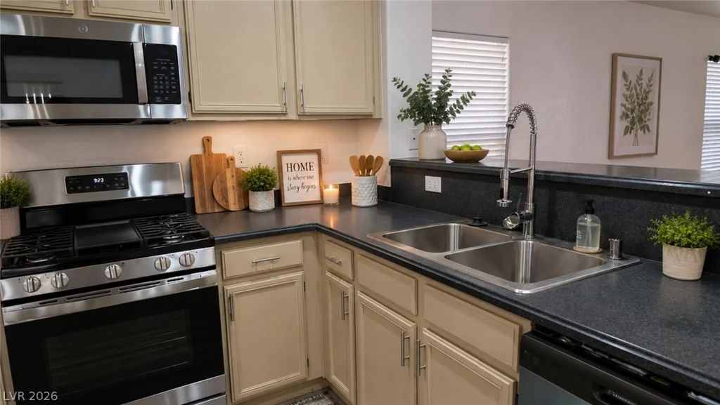 616 Port Talbot, Las Vegas, NV 89178