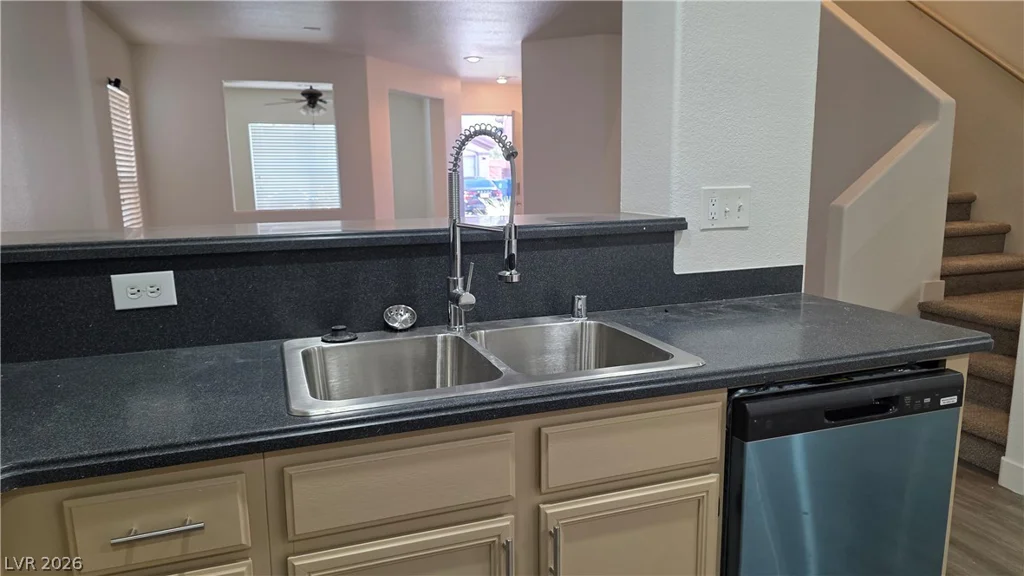 616 Port Talbot, Las Vegas, NV 89178