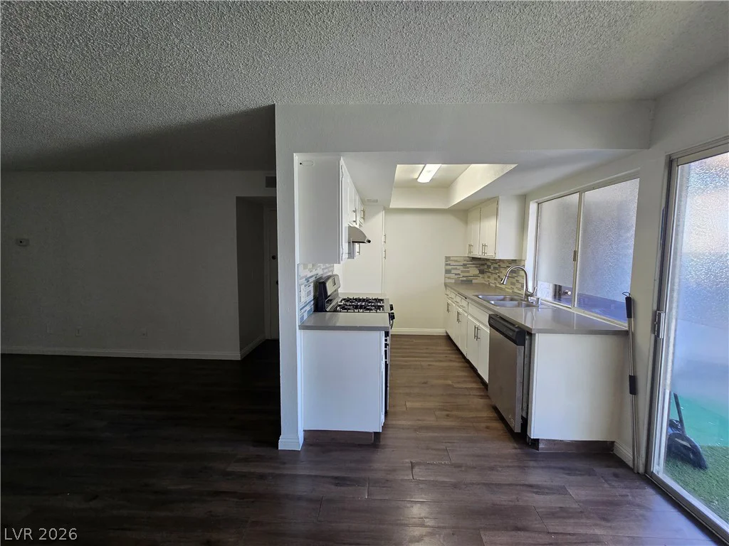 1405 Vegas Valley, Las Vegas, NV 89169