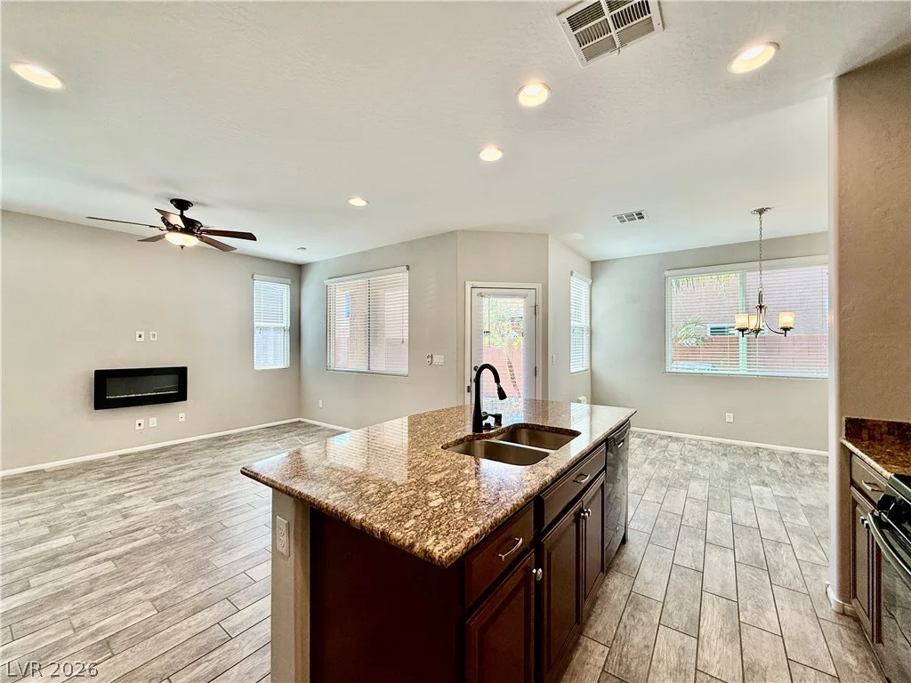 9337 Golden Lad, Las Vegas, NV 89166
