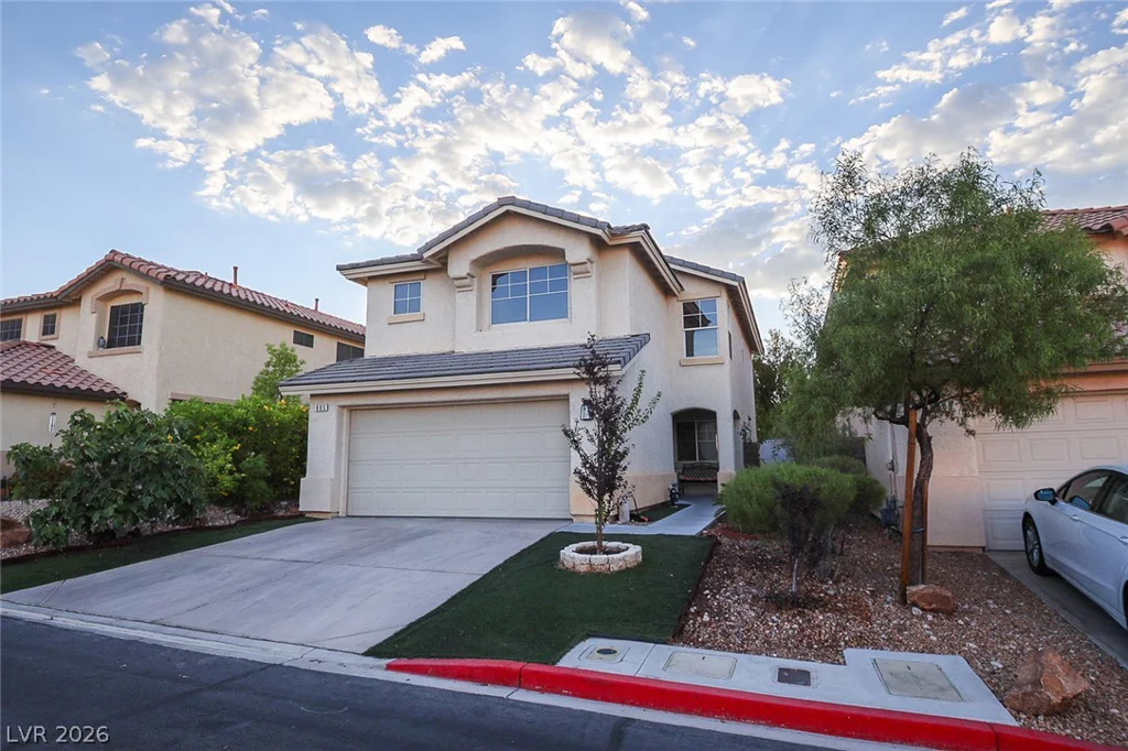 805 Old Mine Creek, Las Vegas, NV 89134