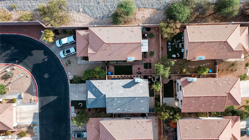 805 Old Mine Creek, Las Vegas, NV 89134