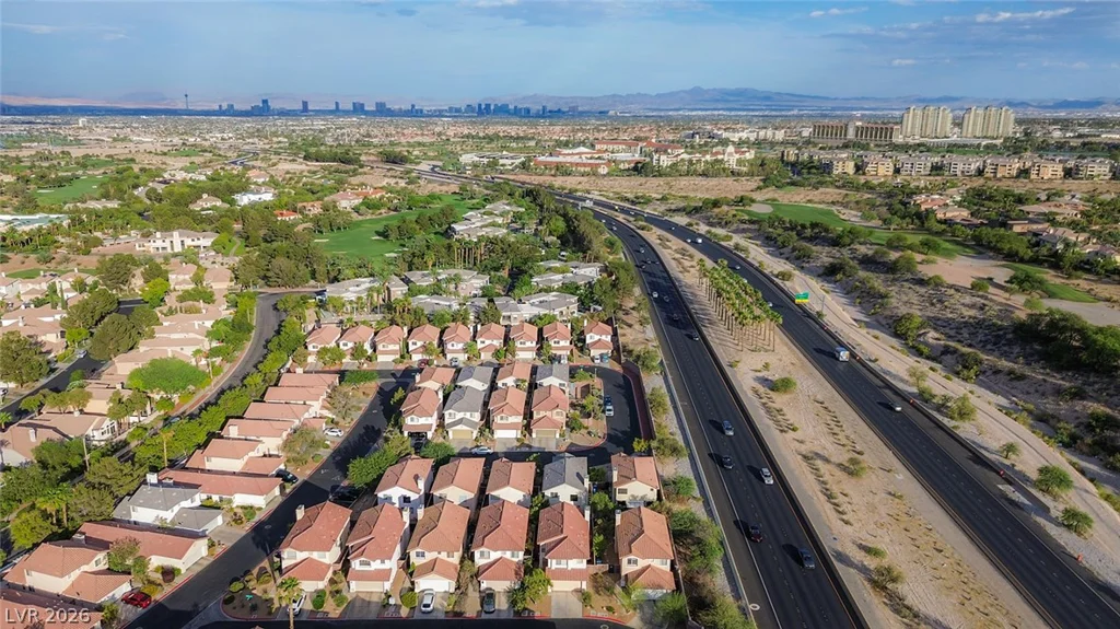 805 Old Mine Creek, Las Vegas, NV 89134