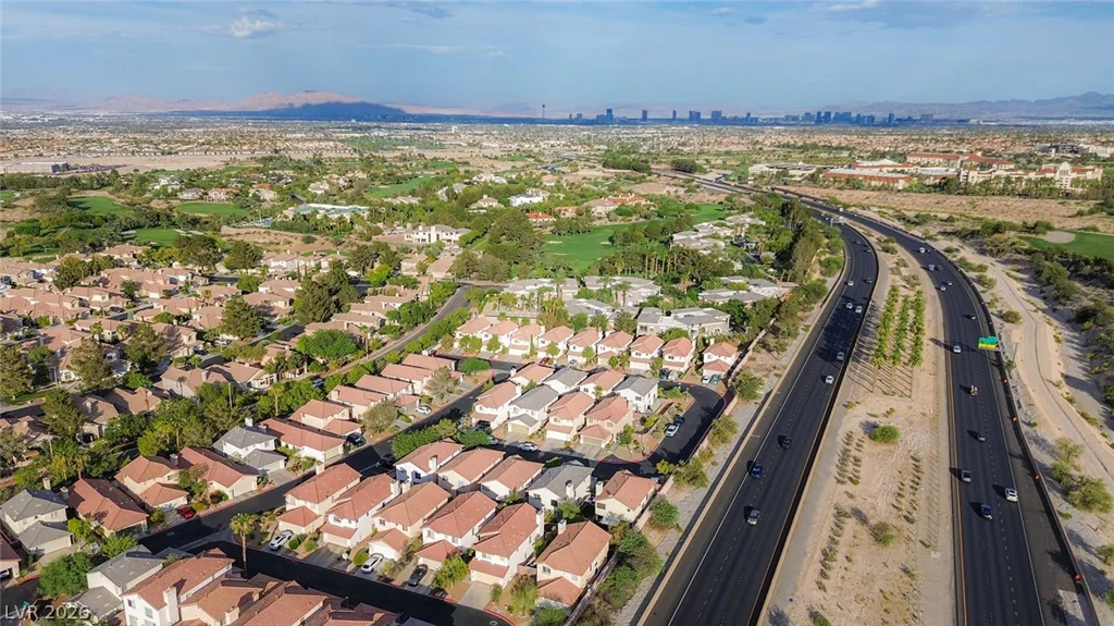 805 Old Mine Creek, Las Vegas, NV 89134