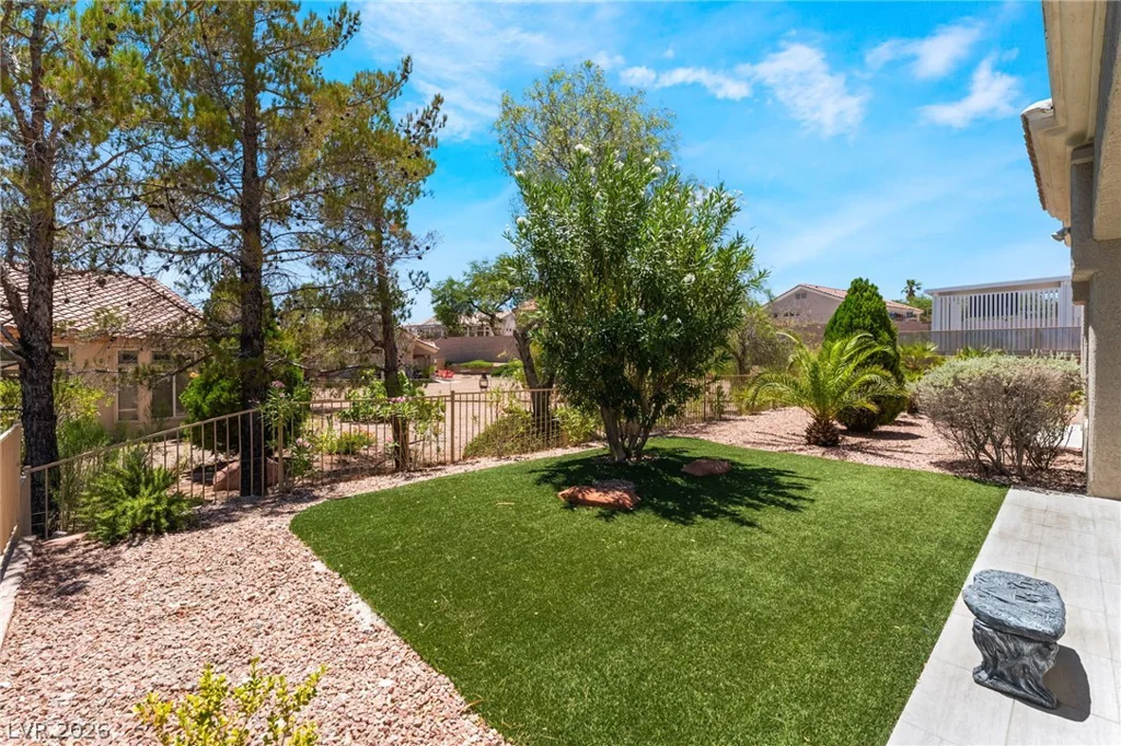 2824 Faiss, Las Vegas, NV 89134