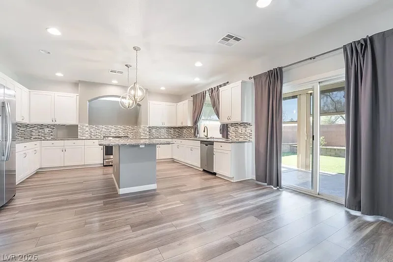 9883 Russian Hill, Las Vegas, NV 89141