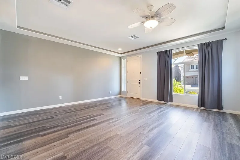 9883 Russian Hill, Las Vegas, NV 89141