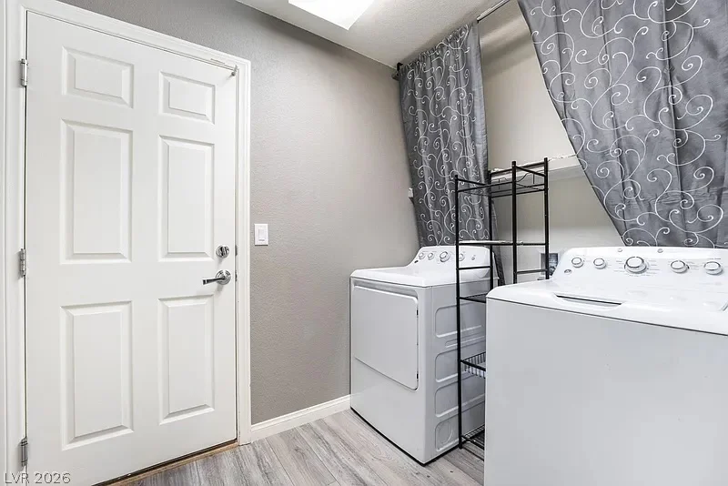 9883 Russian Hill, Las Vegas, NV 89141