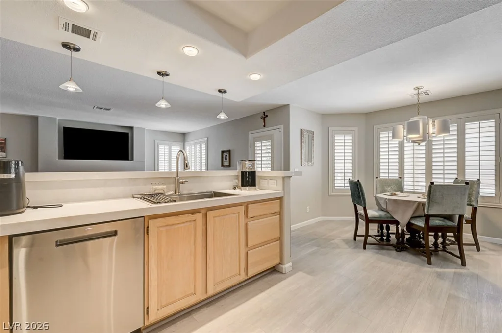 295 Vallarte, Henderson, NV 89014