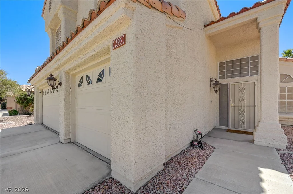 295 Vallarte, Henderson, NV 89014