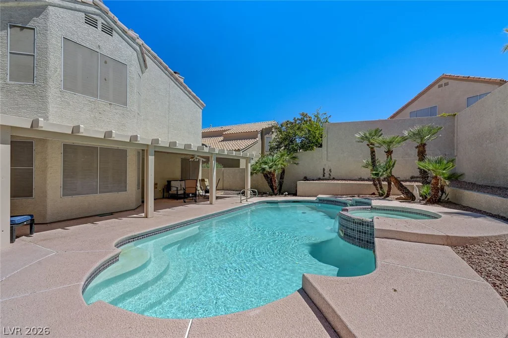 295 Vallarte, Henderson, NV 89014
