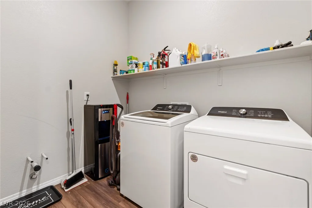 8657 Hartmont, Las Vegas, NV 89166
