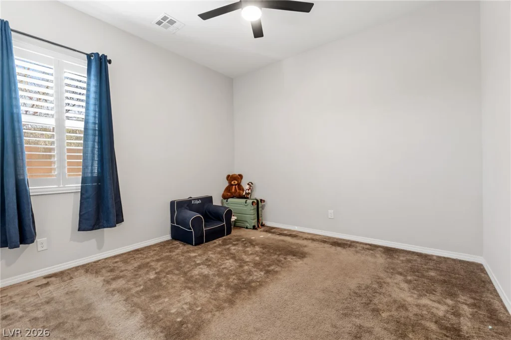 8657 Hartmont, Las Vegas, NV 89166