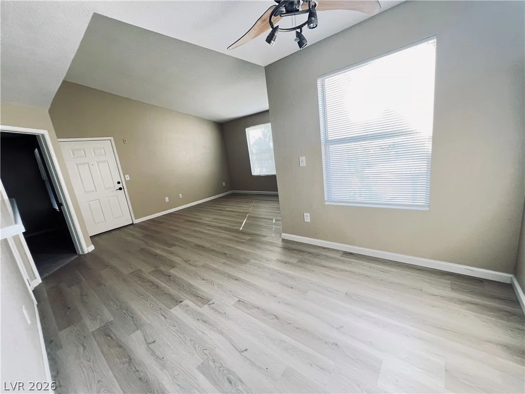 8101 Flamingo, Las Vegas, NV 89147