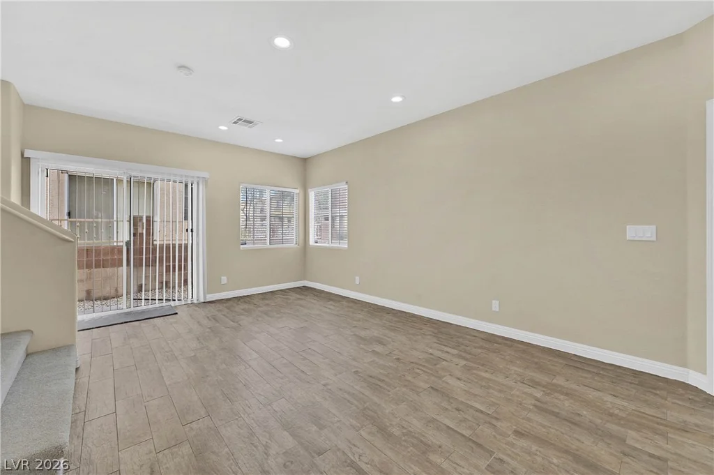 6355 Urban Creek, Las Vegas, NV 89148