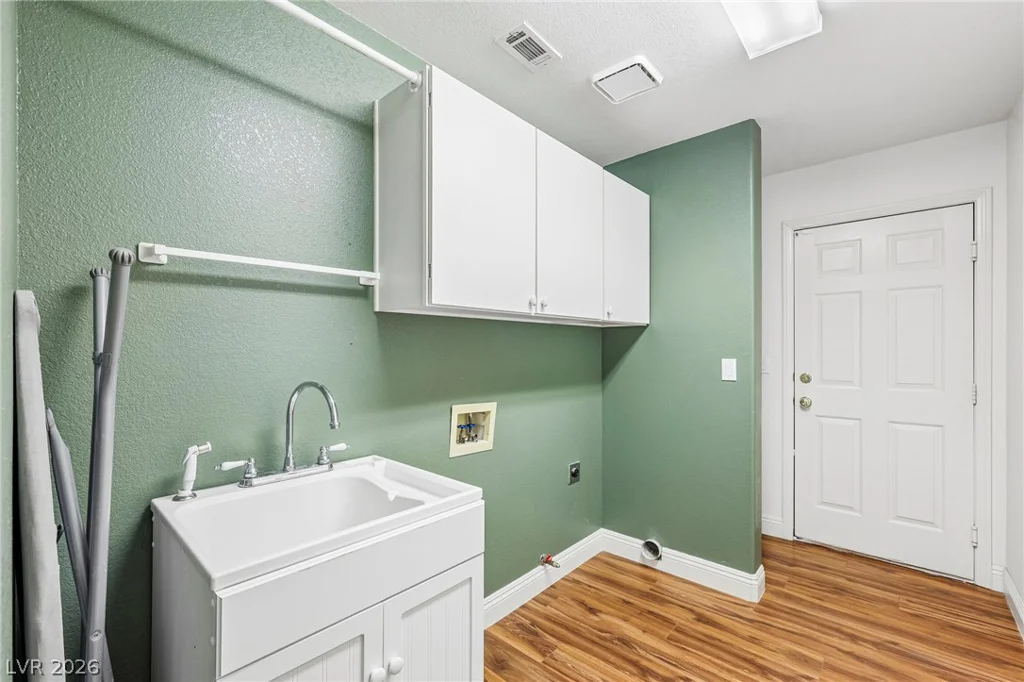 1923 Coralino, Henderson, NV 89074