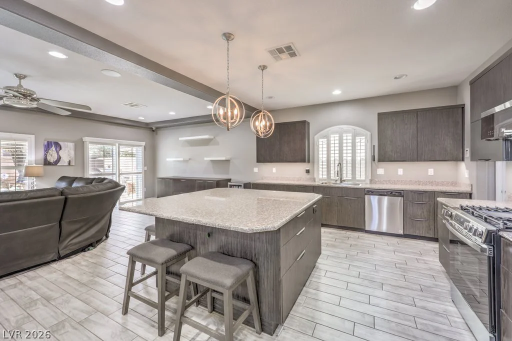 5625 Brimstone Hill, Las Vegas, NV 89141