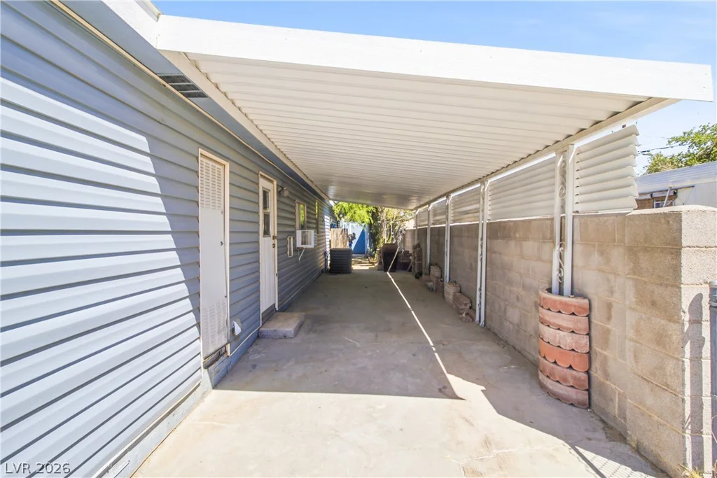 6016 Great Smoky, Las Vegas, NV 89156
