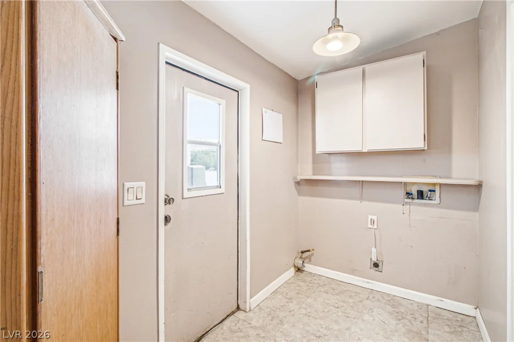 6016 Great Smoky, Las Vegas, NV 89156
