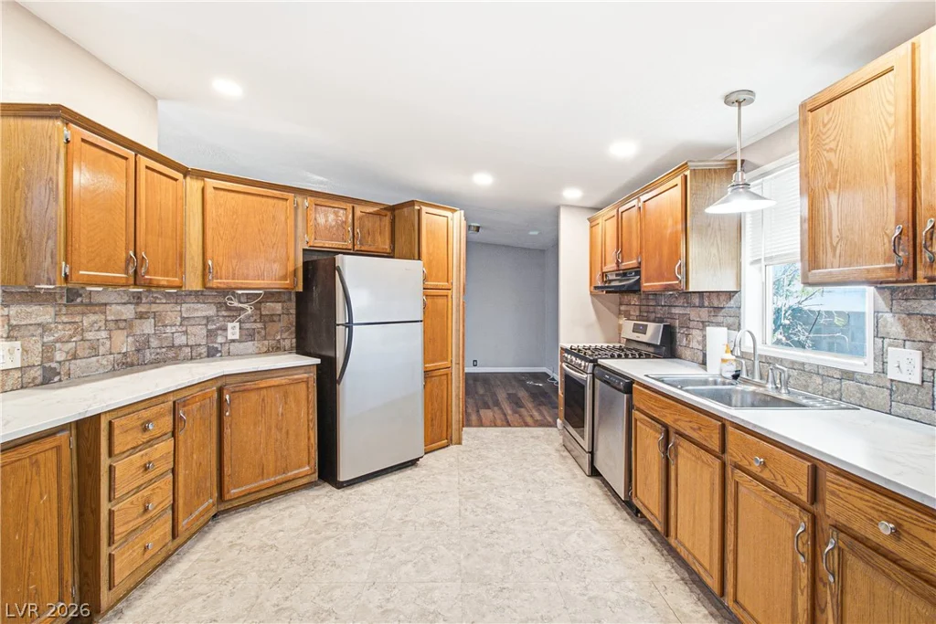 6016 Great Smoky, Las Vegas, NV 89156
