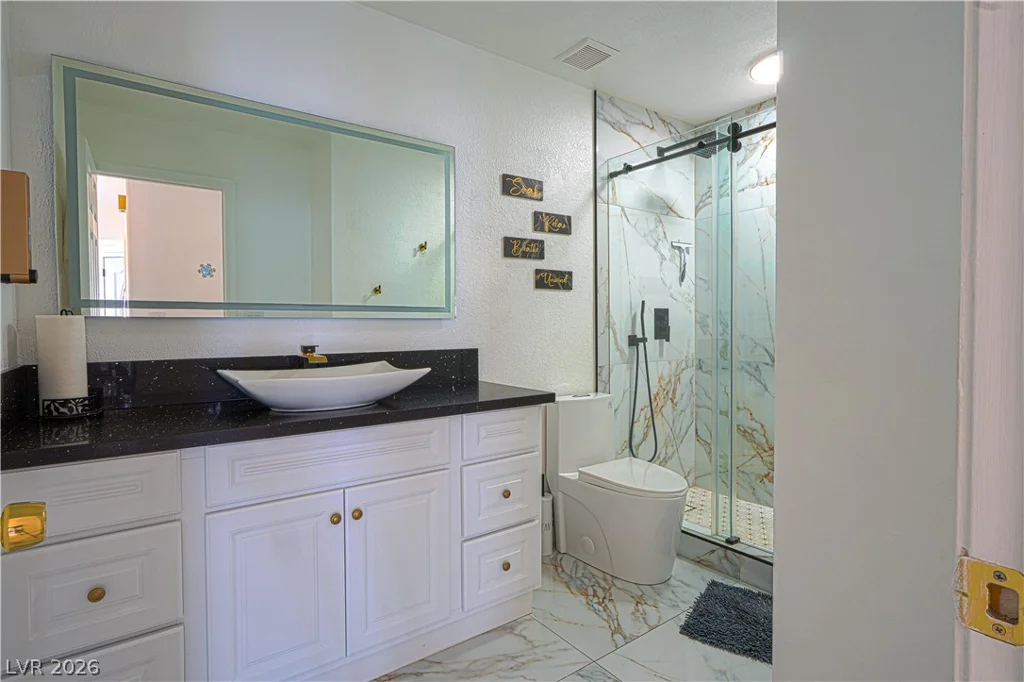 1825 Stonington, Las Vegas, NV 89108