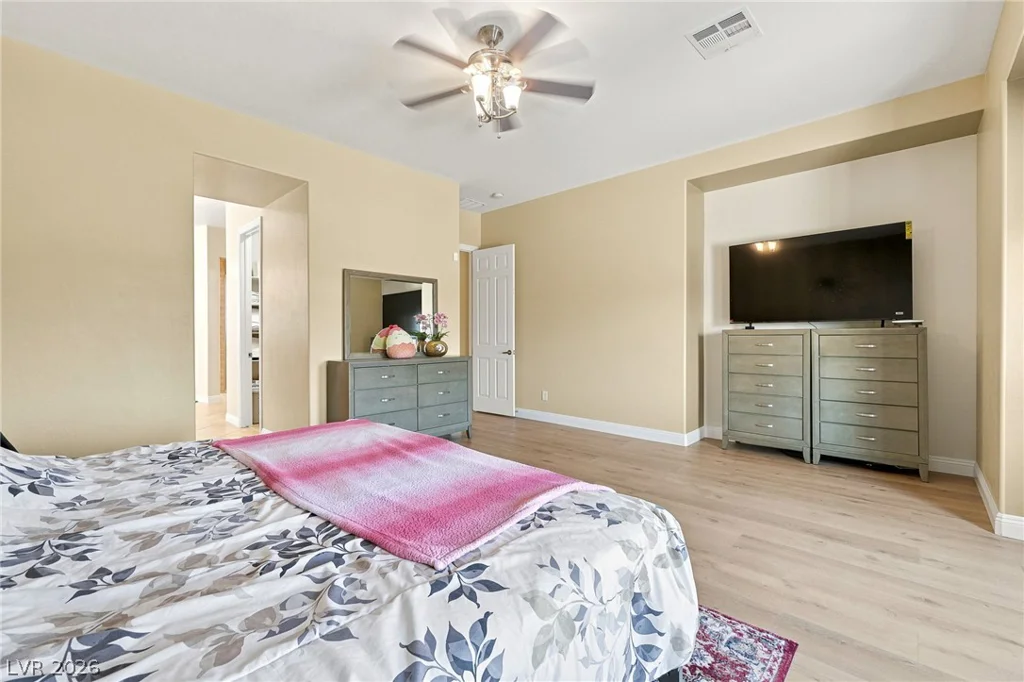 7208 Crandon Park, Las Vegas, NV 89131