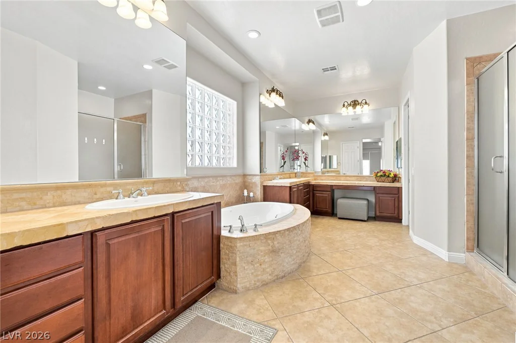 7208 Crandon Park, Las Vegas, NV 89131