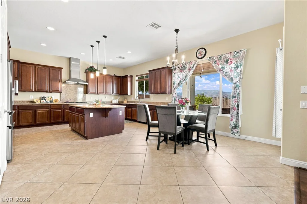 7208 Crandon Park, Las Vegas, NV 89131