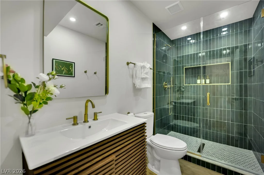 2160 Pueblo, Las Vegas, NV 89169