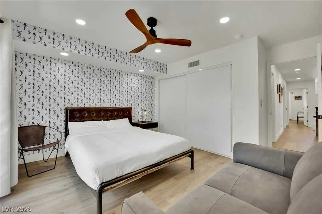 2160 Pueblo, Las Vegas, NV 89169