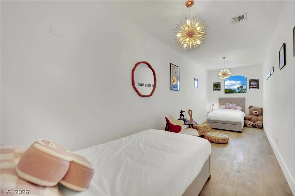 2160 Pueblo, Las Vegas, NV 89169