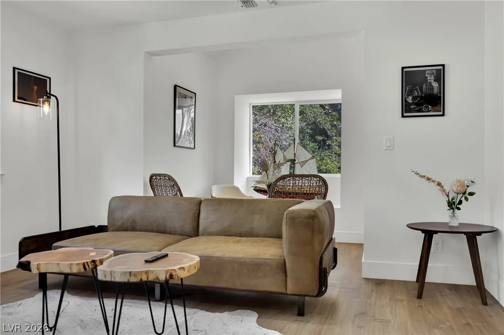 2160 Pueblo, Las Vegas, NV 89169