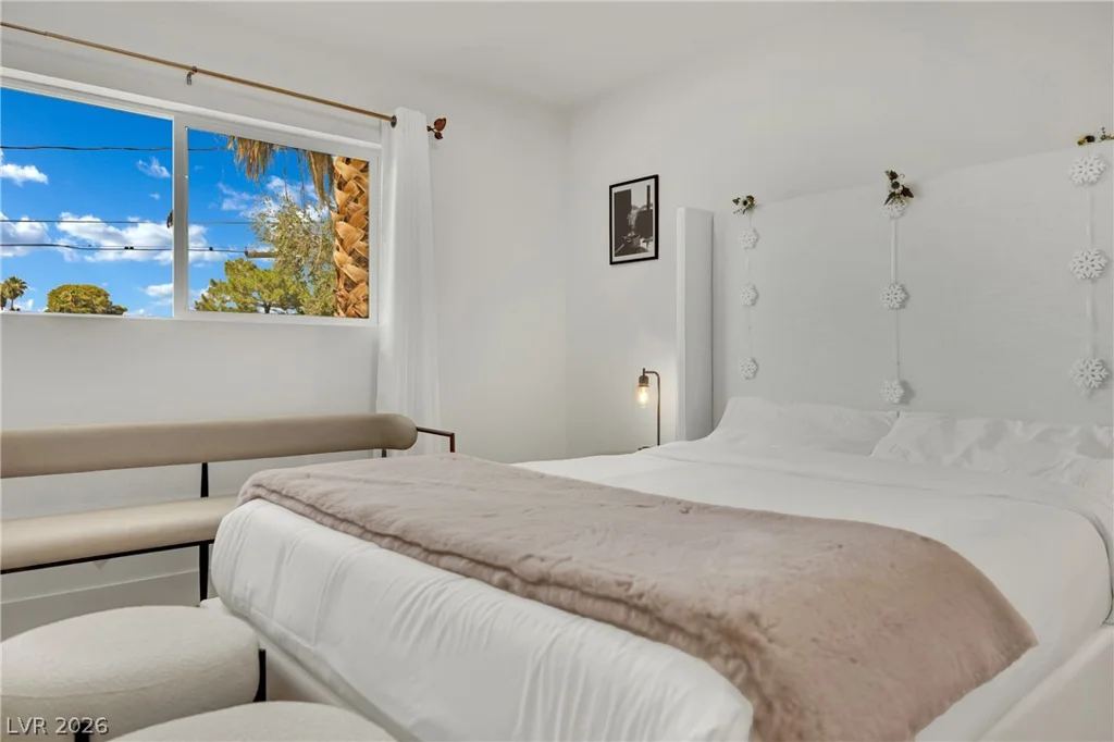 2160 Pueblo, Las Vegas, NV 89169