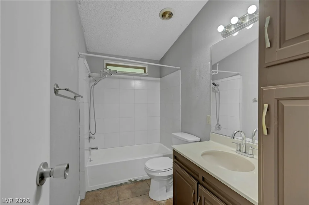 5997 Castlemont, Las Vegas, NV 89156