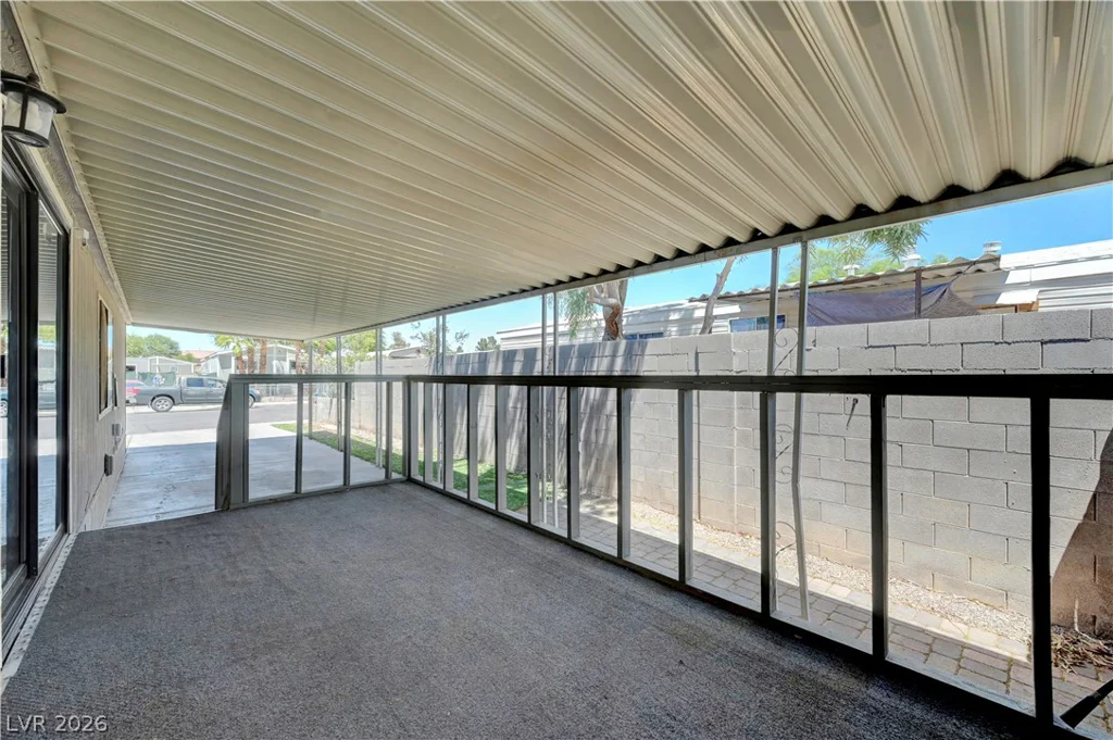 5997 Castlemont, Las Vegas, NV 89156