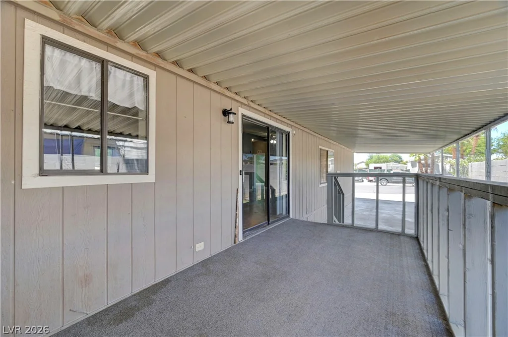 5997 Castlemont, Las Vegas, NV 89156