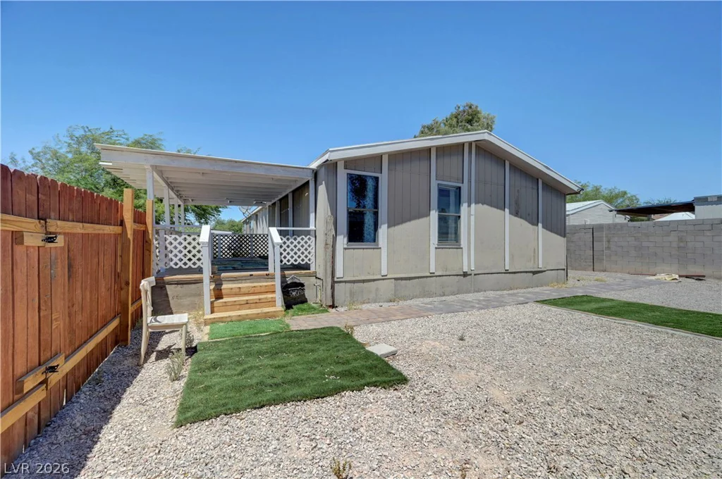 5997 Castlemont, Las Vegas, NV 89156