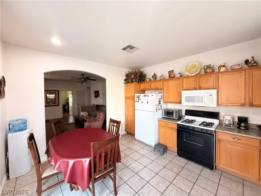 242 Pleasant Pebble, Henderson, NV 89074