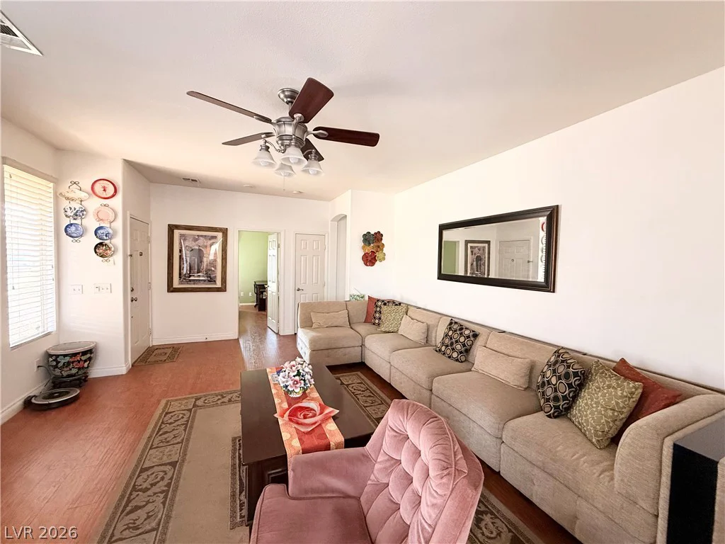 242 Pleasant Pebble, Henderson, NV 89074