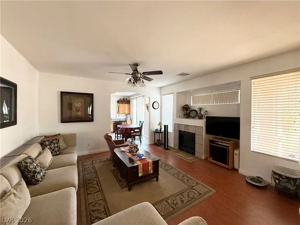 242 Pleasant Pebble, Henderson, NV 89074