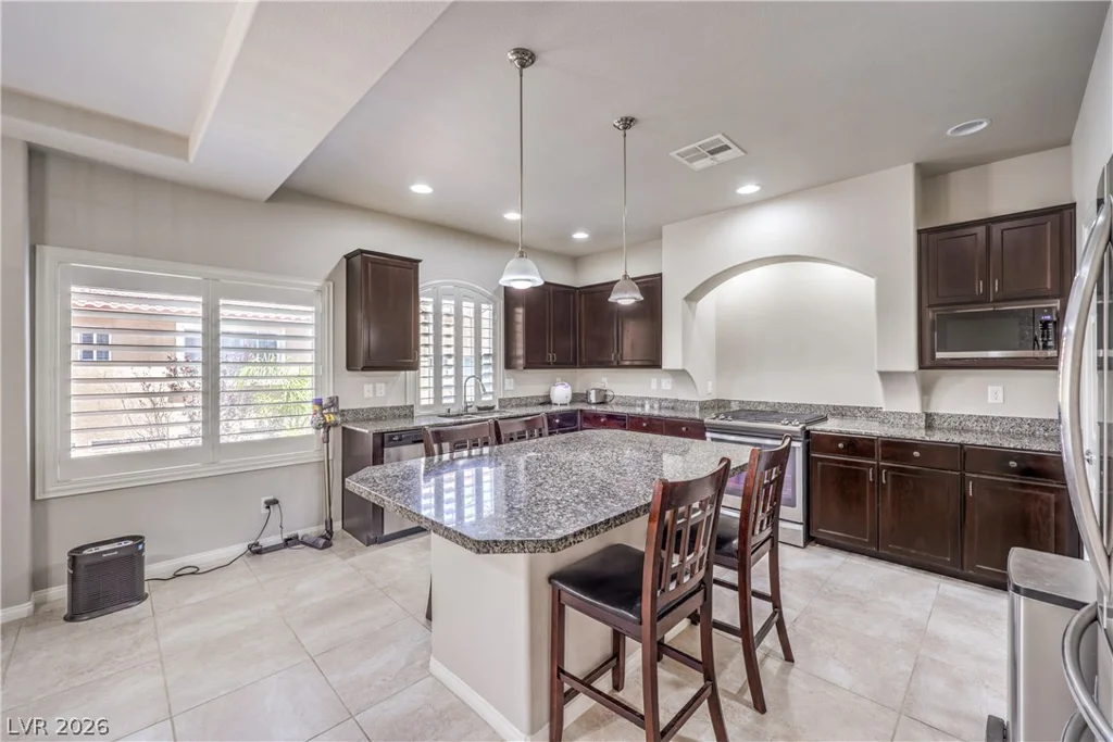 6042 Crown Palms, Las Vegas, NV 89139